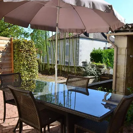 En Charente Avec Jardin, Animaux Acceptes Landhuis *