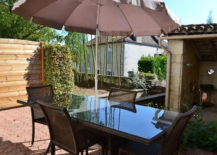 Communal Dans Le Sud Charente, Animaux Acceptés - Fr-1-653-177 Сasa de vacaciones *